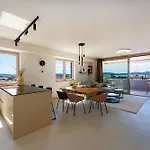 D-apartment - With Garage And Balcony * Zadar