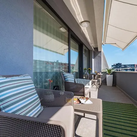 D-apartment - With Garage And Balcony * Zadar