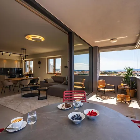 D-apartment - With Garage And Balcony Apartment *