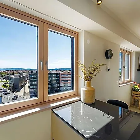 D-apartment - With Garage And Balcony * זאדאר