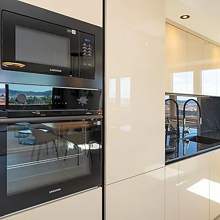 D-apartment - With Garage And Balcony דירה *
