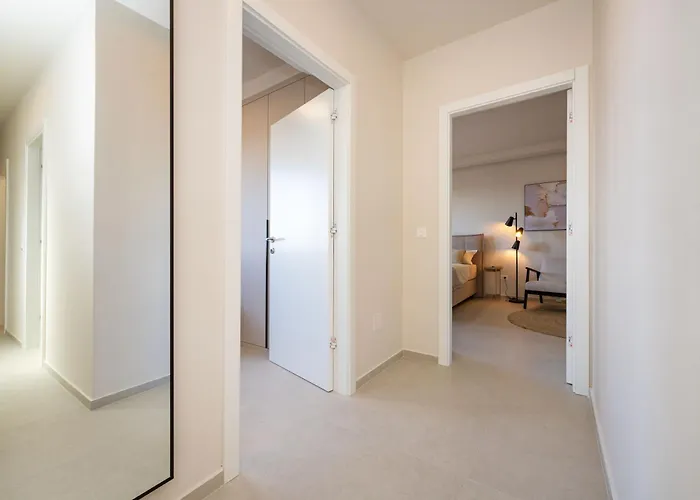 D-apartment - With Garage And Balcony Apartamento Zadar