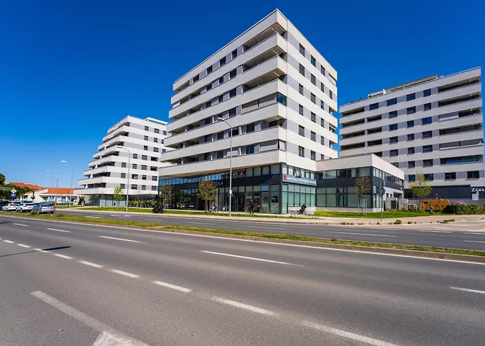 Apartamento D-apartment - With Garage And Balcony