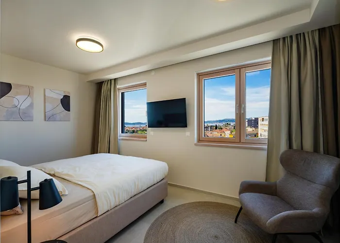 D-apartment - With Garage And Balcony Apartamento Zadar